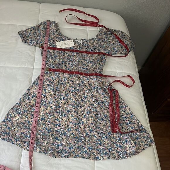 Sienna Sky Dress Size Small Sweet Heart Neck Short Sleeve Floral Mini Blue Pink - Picture 12 of 12